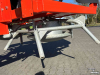Eparpilleur de fourrage Holaras Holaras Jumbo front kuilverdeler KF-HK-HUS