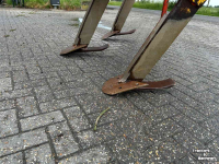 Décompacteur  3 poot ondergronder  woeler
