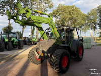 Tracteur Fendt 211 Vario met bosbouwbescherming / forestry protection