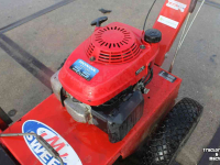 Balayeur M-Sweep GS 0850 hydraulische veegmachine rolbezem rolveger opvangbak Honda motor