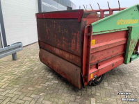 Distributeur de fourrage en bloc Strautmann BVW