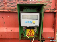 Distributeur de fourrage en bloc Strautmann BVW