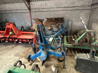Charrues  Gerhard Frost V110
