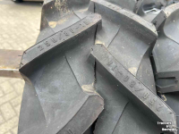 Roues, Pneus, Jantes, Barillets Jumelage Trelleborg 250/80-18 nieuw uit vooraad leverbaar