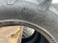 Roues, Pneus, Jantes, Barillets Jumelage Trelleborg 250/80-18 nieuw uit vooraad leverbaar