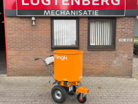 Épandeur de sciure pour des logettes Flingk SE 250 elektrische zaagselstrooier diversen