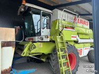 Ensileuse automotrice Claas Dominator 218 Mega