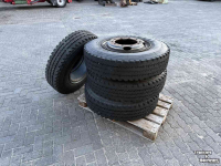 Autres roues, pneus, jantes et accessoires  Landbouw banden / landbouwwielen 10.00 R20