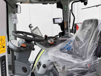 Tracteur Claas Arion 570 Night Edition