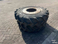 Roues, Pneus, Jantes, Barillets Jumelage Taurus 12.4R28 set incl. velgen