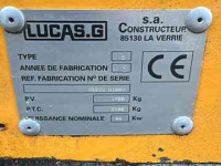 Distributeur de paille pour des logettes Lucas Raptor Plus C