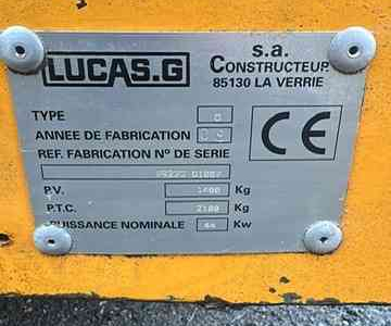 Distributeur de paille pour des logettes Lucas Raptor Plus C