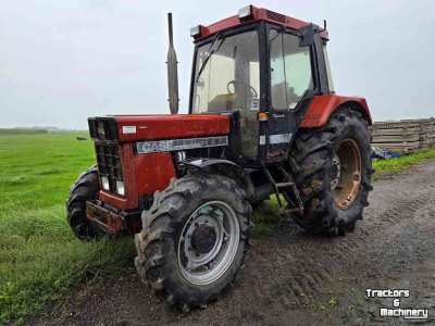 Tracteur Case-IH 845 XL