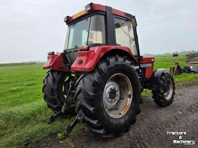 Tracteur Case-IH 845 XL