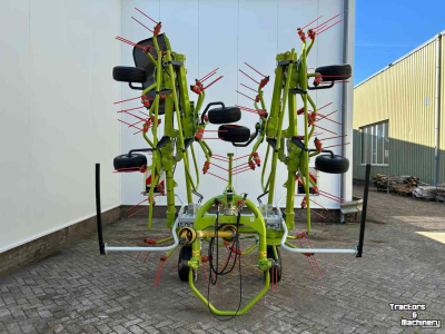 Faneur Claas Volto 900