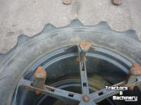 Roues, Pneus, Jantes, Barillets Jumelage Good Year 14.9 x 28