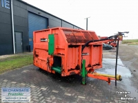Distributeur de fourrage en bloc Holaras Holaris rabit voerverdeelwagen blokkenwagen. voermengwagen