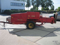 Presses New Holland Hayliner 386