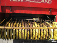 Presses New Holland Hayliner 386