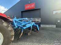 Cultivateur  Vaste tand cultivator met kooirol