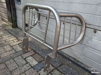 Pare-chocs avant  Bumper universeel gegalvaniseerd frontbumper motorkapbescherming beschermkap