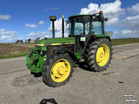 Tracteur John Deere 2850