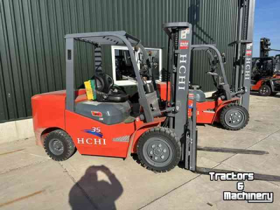 Chariot élévateur  hchi   3500kg  2 stuks voorraad