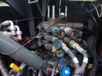 Tracteur pour vignes et vergers Kubota M5-072 NARROW 600 UUR smalspoor