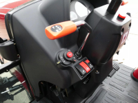 Tracteur pour vignes et vergers Knegt 304G2