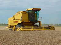 Moissonneuse batteuse New Holland gezocht 8080 hydro