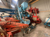 Planteuse de pommes de terre Monosem 6 rijige Maispoter Maiszaaier Mais poter zaaier