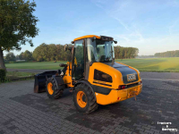 Chargeuse sur pneus JCB 407 shovel