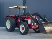 Tracteur Case 844