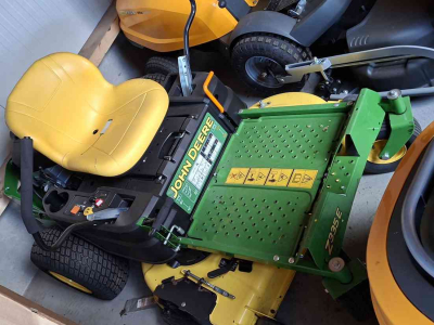 Tracteur Tondeuse Autoporté John Deere DIV. ZITMAAIERS GEBRUIKT