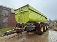 Benne agricole Jako 320 sk