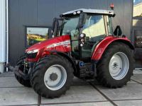 Tracteur Massey Ferguson 5712 S Dyna-4