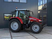 Tracteur Massey Ferguson 5712 S Dyna-4