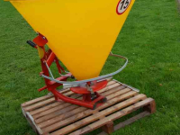 Distributeur d‘engrais  Jarmet kunstmeststrooiers 200ltr , 300 ltr,& 400 Zowel gedragen als getrokken uitvoeringen !!!