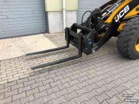 Fourches à palettes cadre JCB Vorkenbord JCB 409