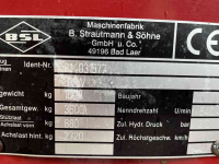 Distributeur de fourrage en bloc Strautmann BVW Blokkenwagen doseerwagen voermachines