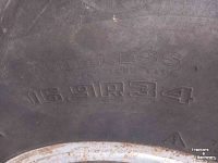 Tracteur Case-IH 4210