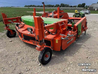 Arracheuse d‘oignons Holaras Uienloofmaaier UM300F + Frontrooier UR285F-DB