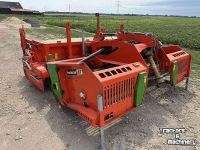 Arracheuse d‘oignons Holaras Uienloofmaaier UM300F + Frontrooier UR285F-DB