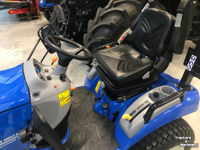 Tracteur New Holland Boomer 25C