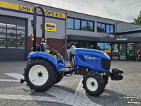 Tracteur pour vignes et vergers New Holland Boomer 25