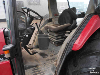 Tracteur Case-IH 4240