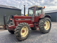 Tracteur  International 1455xl