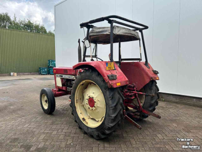 Tracteur International 644