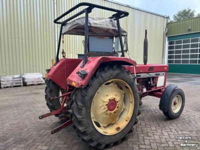 Tracteur International 644