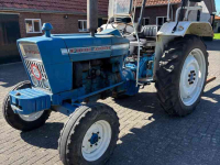 Tracteur Ford 4000